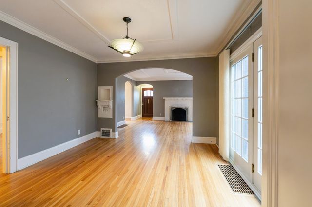 5348 Drew Avenue S, Minneapolis, MN 55410