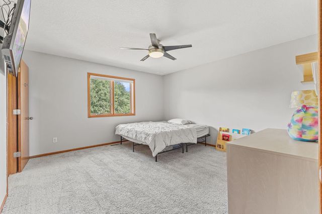 4709 358th Street, North Branch, MN 55056