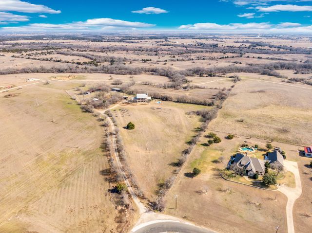10400 Baucum Road, Midlothian, TX 76065