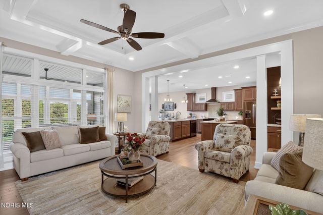 4450 Post Office Circle, Maumee, OH 43537