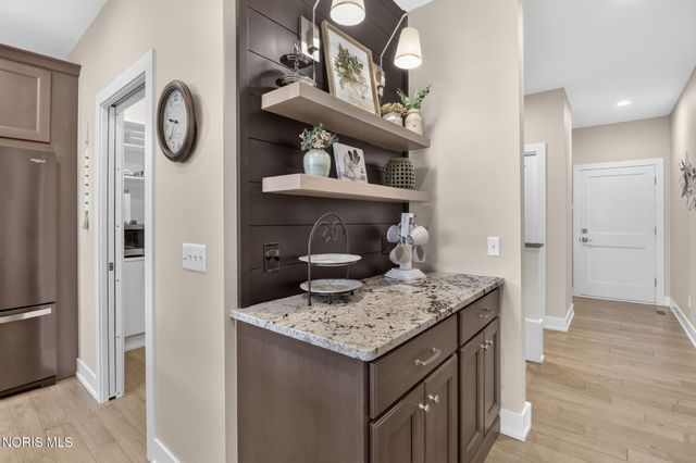 4450 Post Office Circle, Maumee, OH 43537