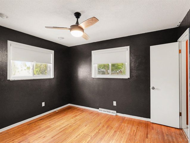 1184 Oakmont Drive, Temperance, MI 48182