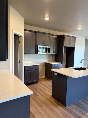 1415 DIVINITY DRIVE, De Pere, WI 54115