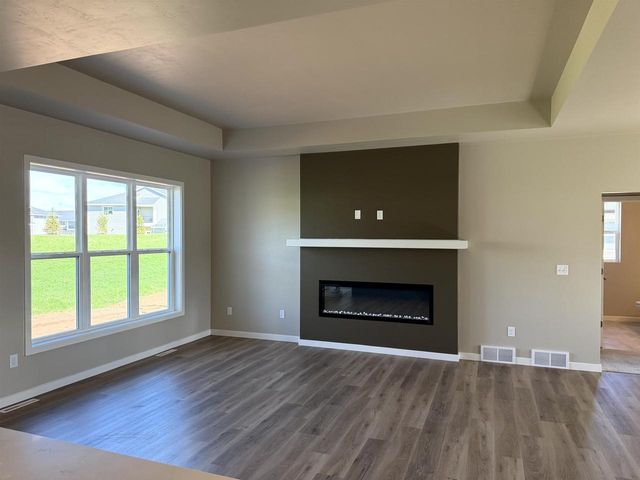 1415 DIVINITY DRIVE, De Pere, WI 54115