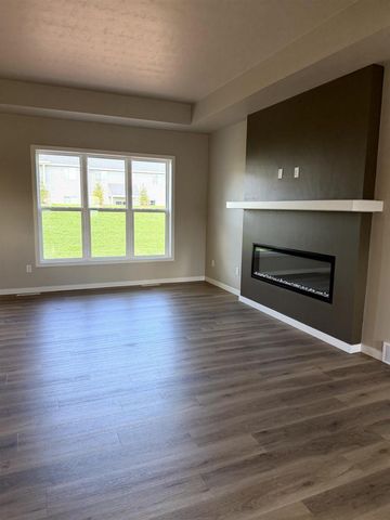 1415 DIVINITY DRIVE, De Pere, WI 54115
