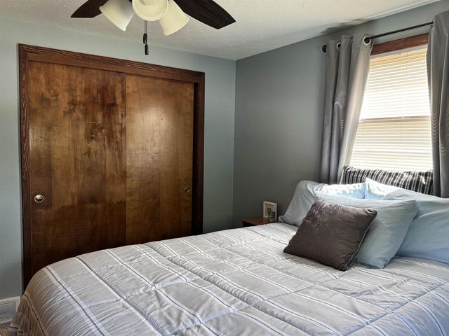 1404 PONDEROSA AVENUE, Green Bay, WI 54313