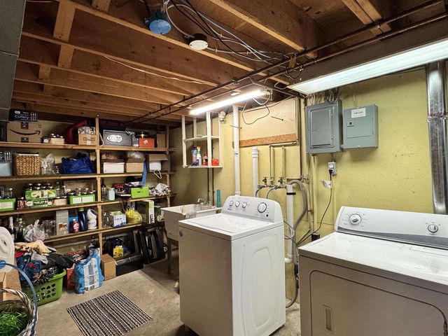 1404 PONDEROSA AVENUE, Green Bay, WI 54313