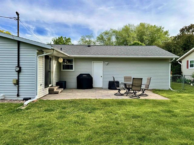 1404 PONDEROSA AVENUE, Green Bay, WI 54313