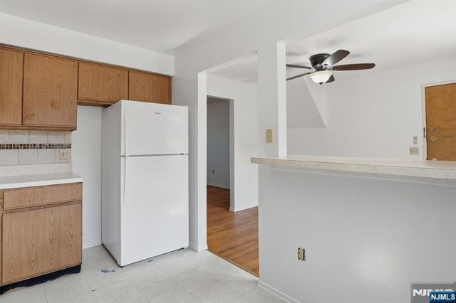 1121 Valley Road A, Wayne, NJ 07470