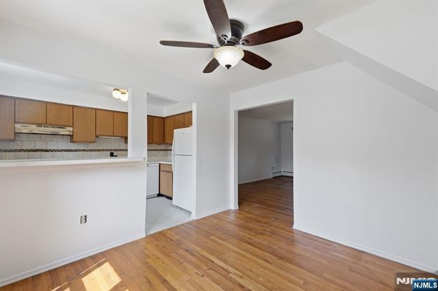 1121 Valley Road A, Wayne, NJ 07470