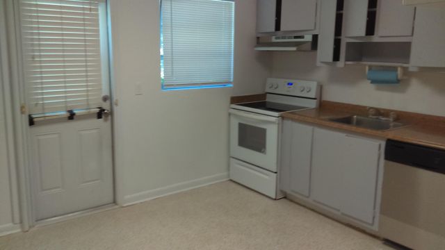 828 Prosperity Farms Road, North Palm Beach, FL 33408