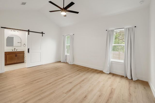 11001 4th ST, Jonestown, TX 78645
