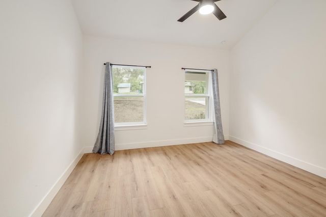 11001 4th ST, Jonestown, TX 78645