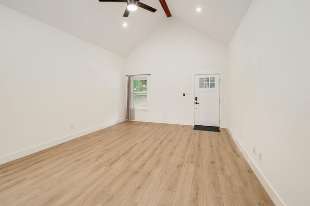 11001 4th ST, Jonestown, TX 78645