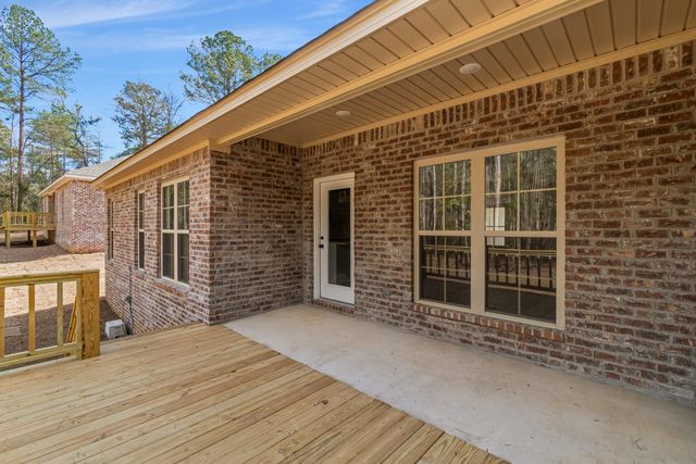 904 HWY 44, Sumrall, MS 39482
