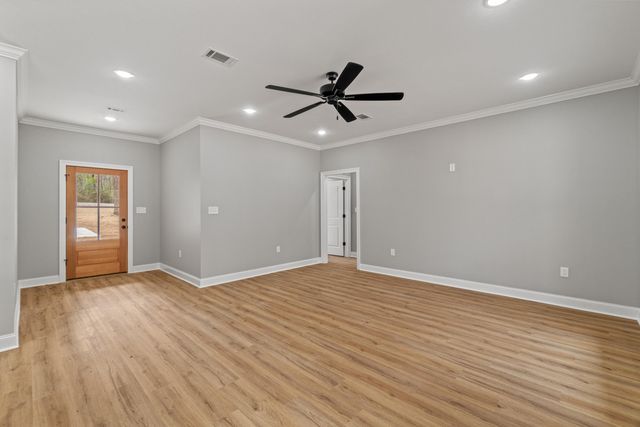 904 HWY 44, Sumrall, MS 39482