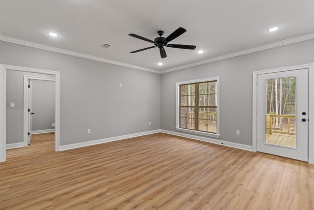 904 HWY 44, Sumrall, MS 39482