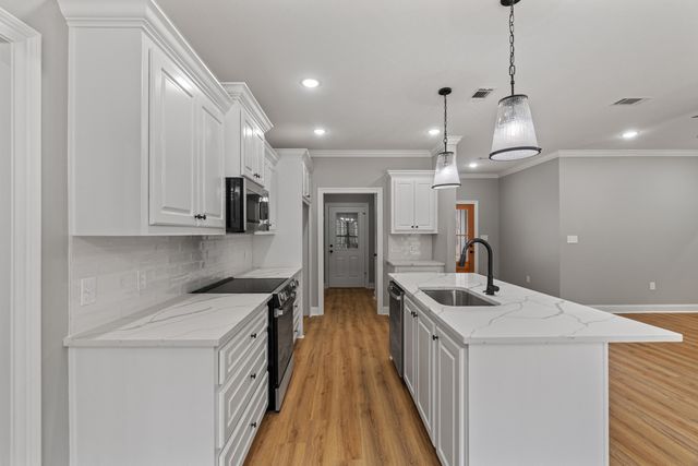 904 HWY 44, Sumrall, MS 39482