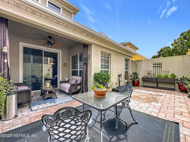 6126 CLEARSKY Drive, Jacksonville, FL 32258