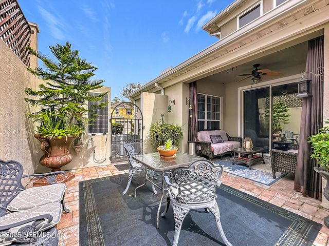 6126 CLEARSKY Drive, Jacksonville, FL 32258