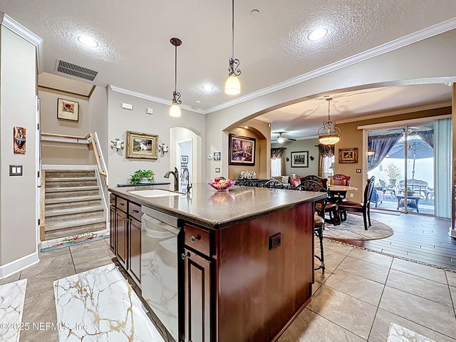 6126 CLEARSKY Drive, Jacksonville, FL 32258