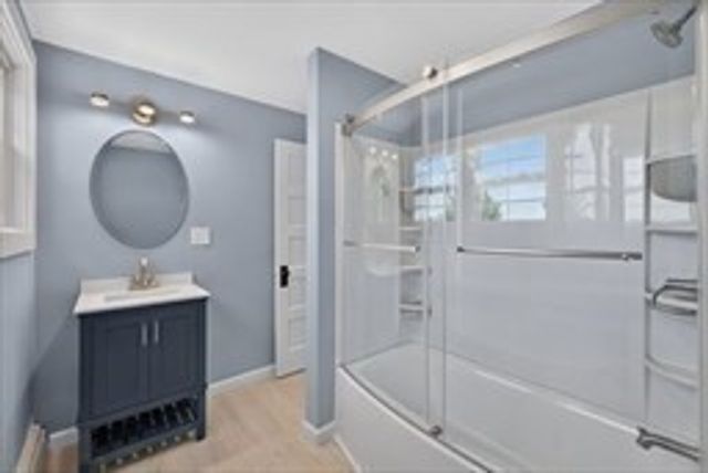 1496 Riverside Ave, Somerset, MA 02726