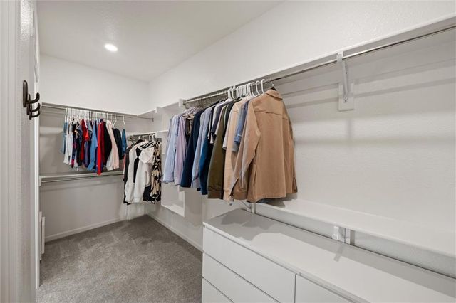 12186 S Quail Ridge Drive, Olathe, KS 66061