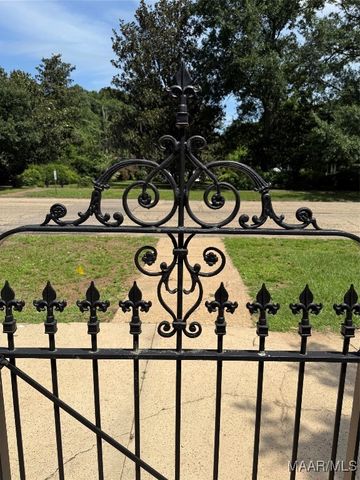 520 Selma Avenue, Selma, AL 36701