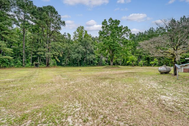 421 Mallard Lake Road, Dorchester, SC 29437