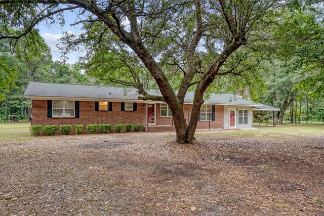 421 Mallard Lake Road, Dorchester, SC 29437