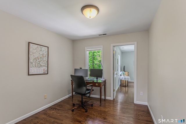 26 Lynn Place, Ridgefield, CT 06877