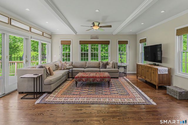 26 Lynn Place, Ridgefield, CT 06877