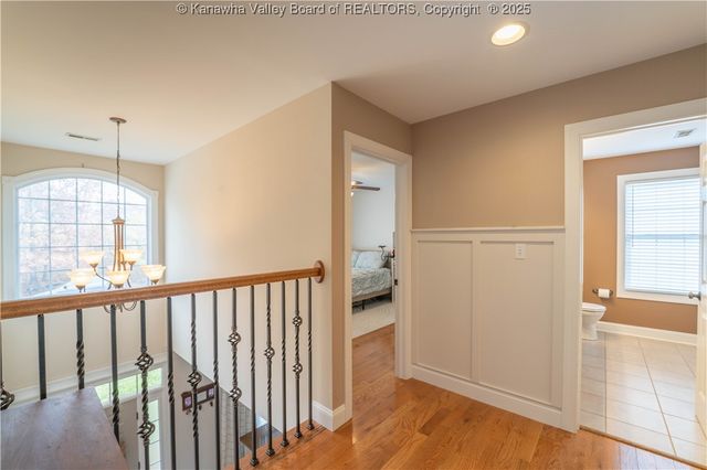 911 Suncrest Road, Charleston, WV 25303