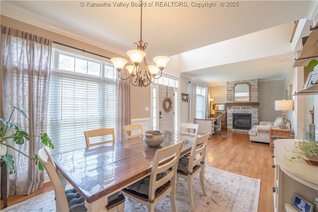 911 Suncrest Road, Charleston, WV 25303