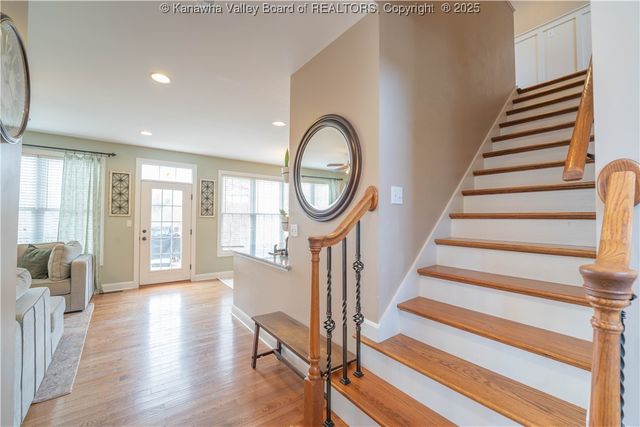 911 Suncrest Road, Charleston, WV 25303