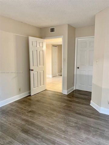 9516 SW 140th Ct 9516, Miami, FL 33186