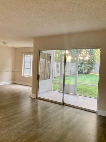 9516 SW 140th Ct 9516, Miami, FL 33186