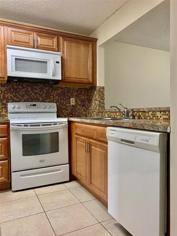 9516 SW 140th Ct 9516, Miami, FL 33186