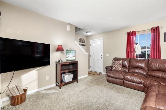 2664 Day Lily Lane, Medina, OH 44256