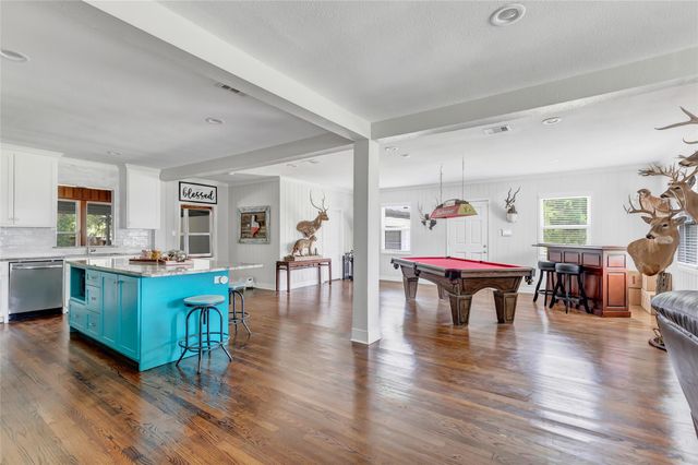 105 Wallisville Road, Liberty, TX 77575