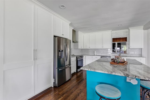 105 Wallisville Road, Liberty, TX 77575