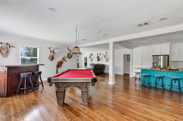 105 Wallisville Road, Liberty, TX 77575