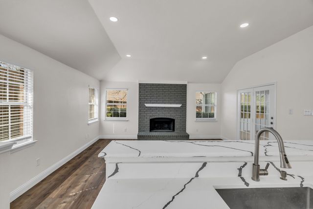 7905 Ember Oaks Drive, North Richland Hills, TX 76182