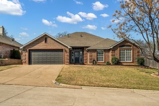 7905 Ember Oaks Drive, North Richland Hills, TX 76182