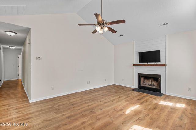 5601 W Chop Way, Wilmington, NC 28412