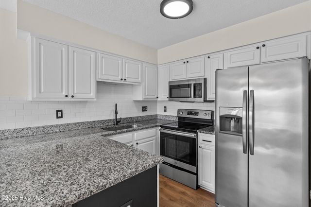 5601 W Chop Way, Wilmington, NC 28412