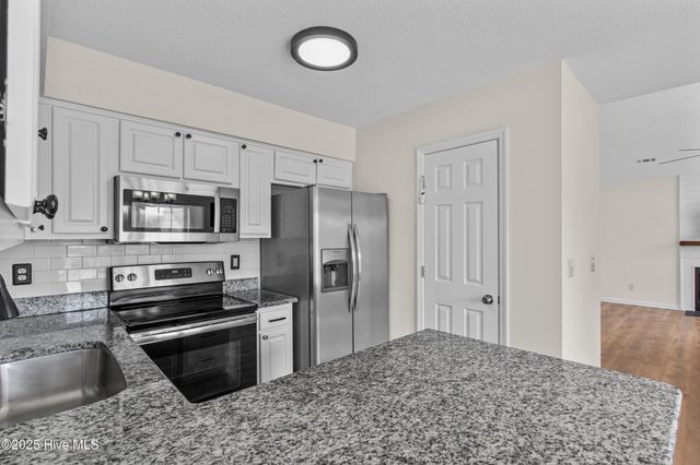 5601 W Chop Way, Wilmington, NC 28412