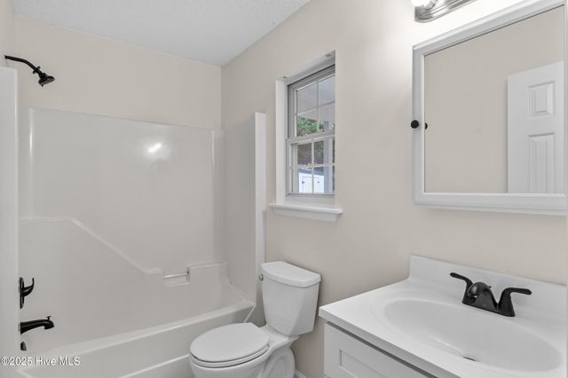 5601 W Chop Way, Wilmington, NC 28412