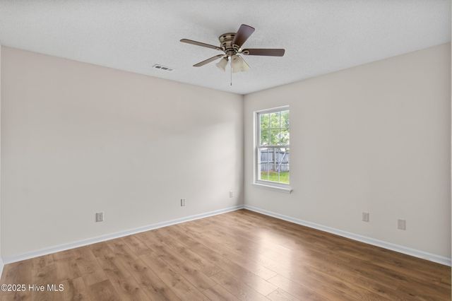 5601 W Chop Way, Wilmington, NC 28412