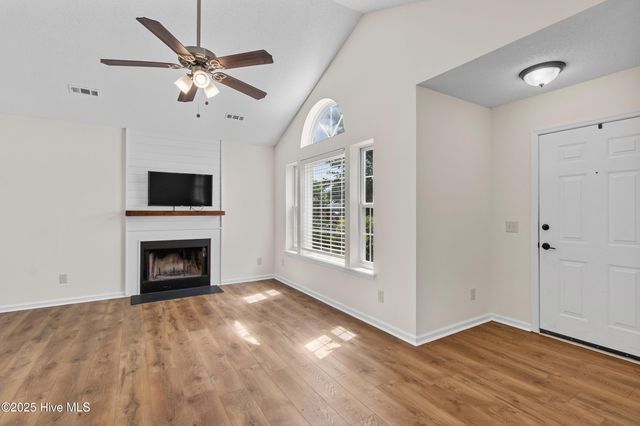 5601 W Chop Way, Wilmington, NC 28412